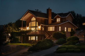 Epic View; A Luxury House on a Hill